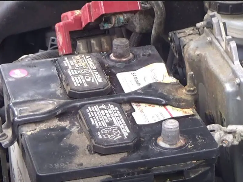 battery fuse replacement