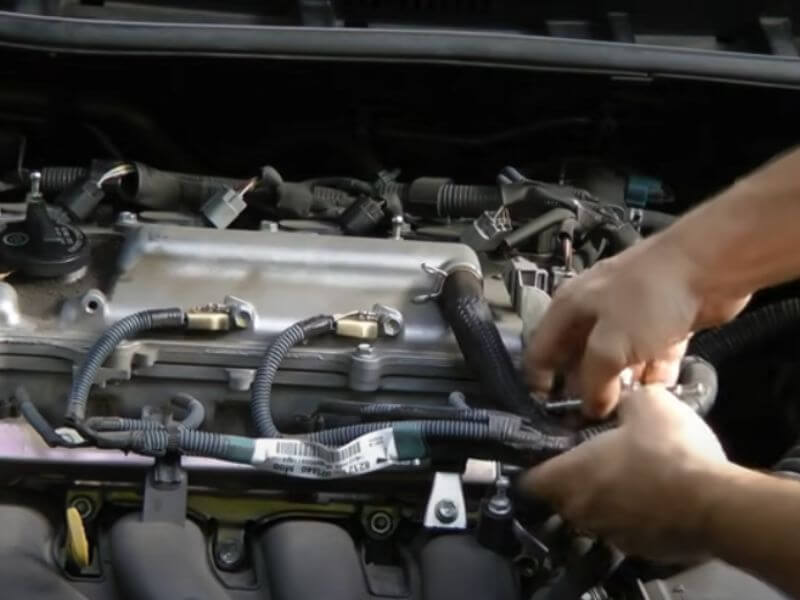 Can a Car Battery Suddenly Dies While Driving (Explained with Solutions ...