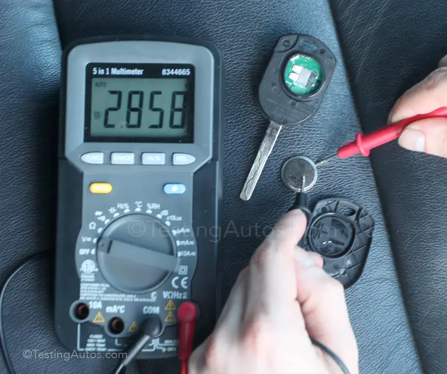 what happens if your key battery dies for your car