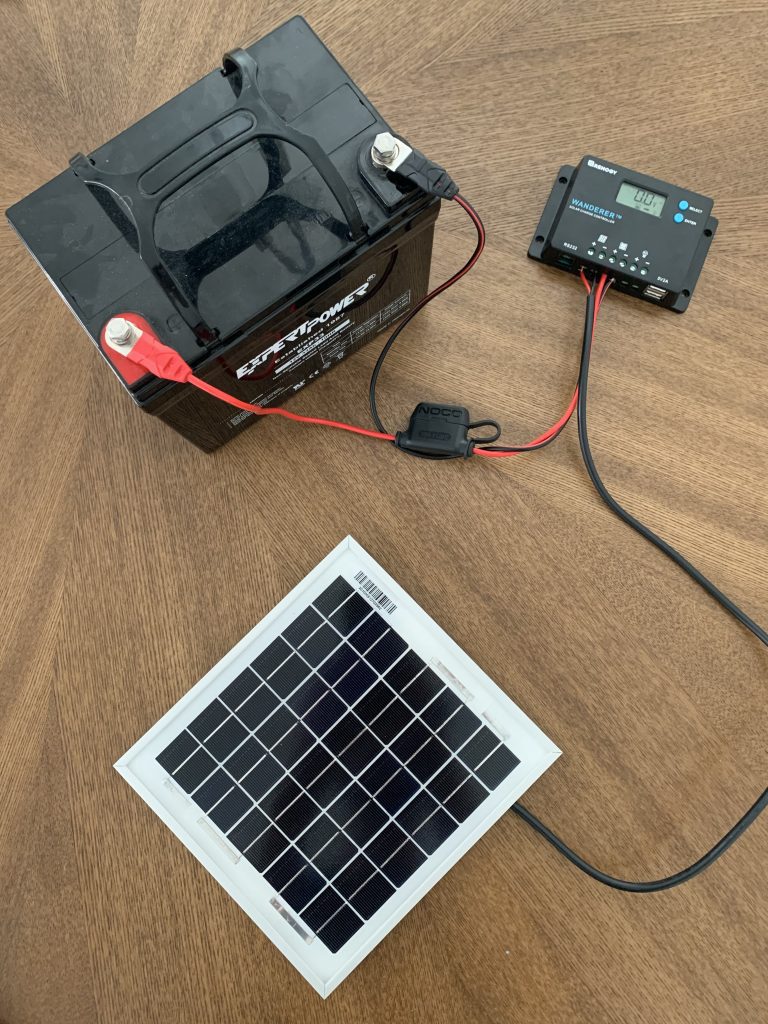 can you hook a solar panel directly to a car battery