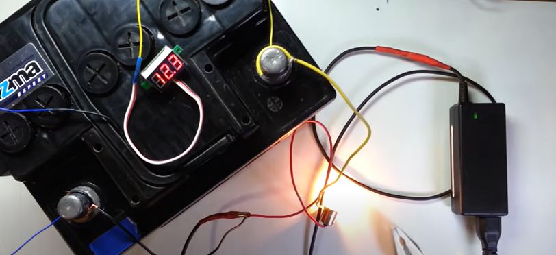 charge car battery with laptop charger