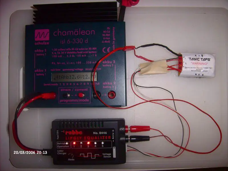 charging batteries in parallel