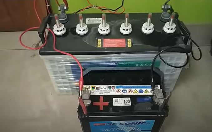 mismatched batteries in parallel 